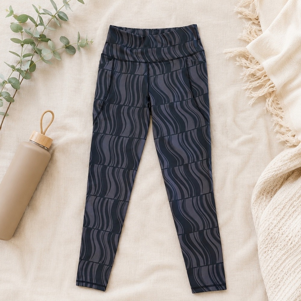 Ideology Leggings Womens XS Black Wavy Print High Rise 7/8 Pocket Active Yoga